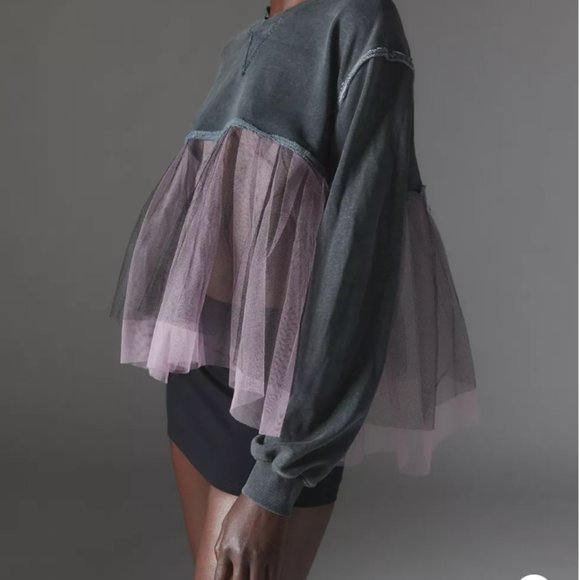 NWT Urban Outfitters Pink and Grey Tulle Sweatshirt - Picture 4 of 5